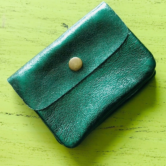 Red Metallic Leather Coin Purse - Picture 5 of 11